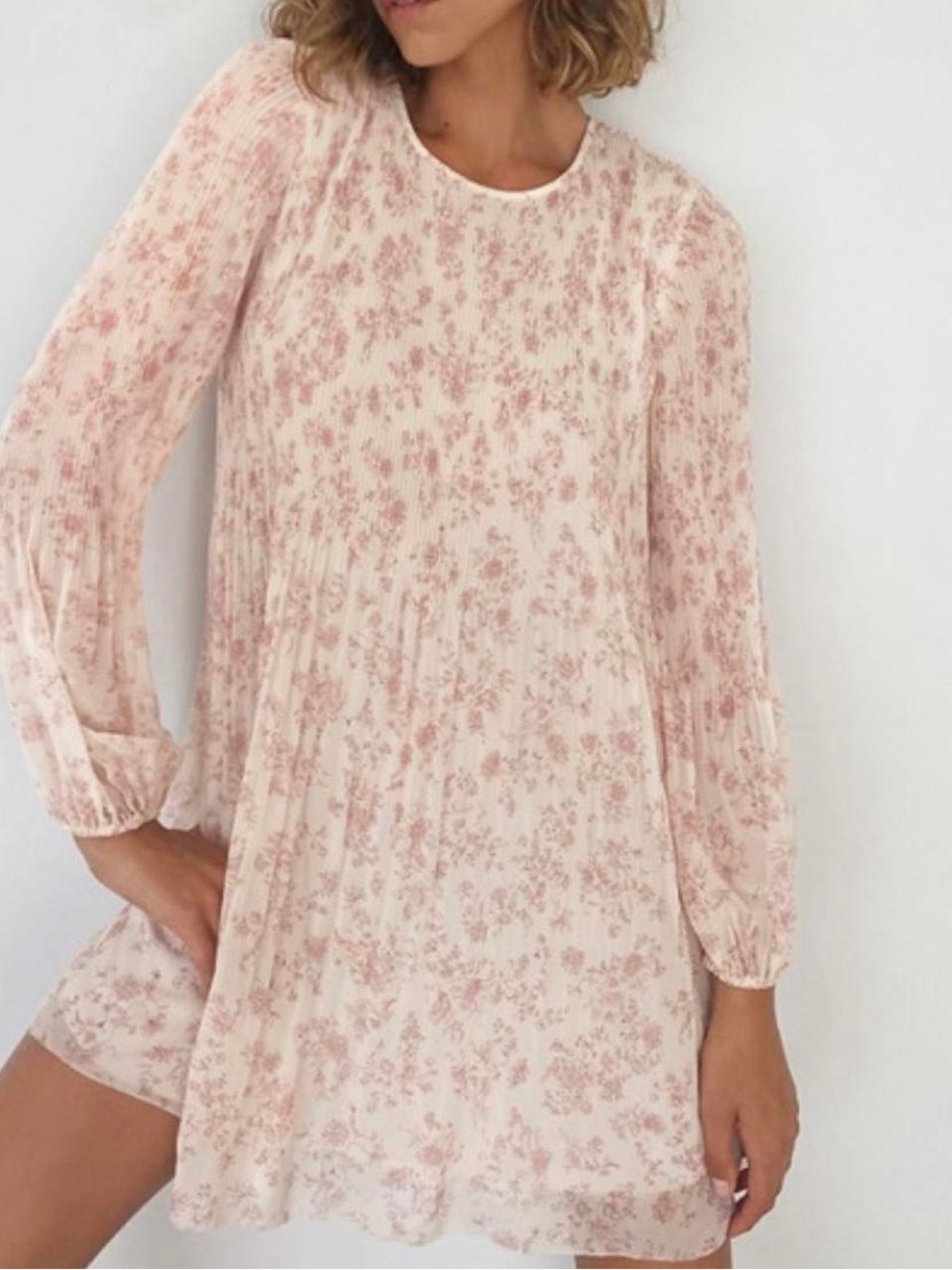 Aritzia Wilfred Daydreamer mini dress size M NWT